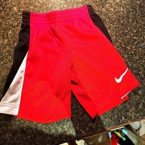 Boys Red and Black size small 4-5 Nike Shorts